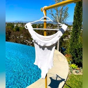 Off the shoulder body suit M